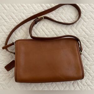 Vintage Coach #9944 crossbody shoulder purse